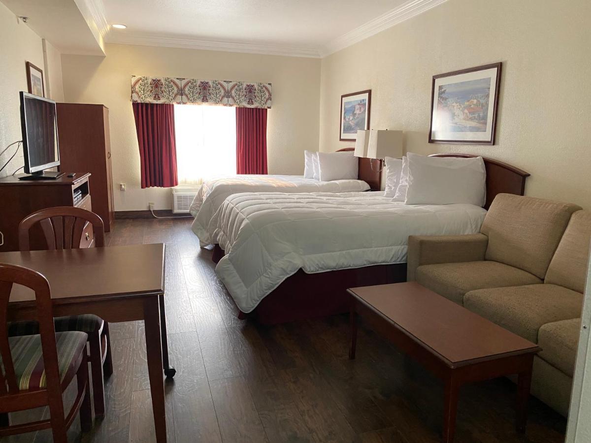 Homestead 3* Pleasantville